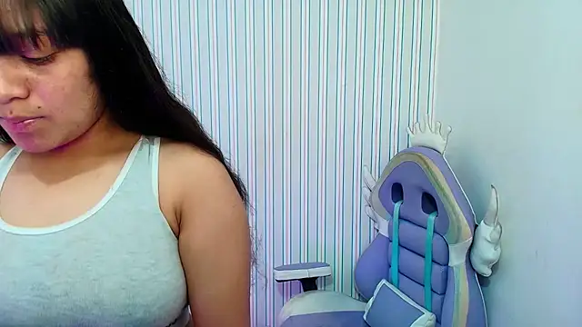 Snapshot of kataleya__18 chatting on July 7, 7:51 pm kataleya 18 online show from July 7, 7:51 pm