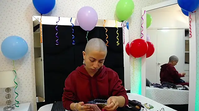 LunaRichy  online show from September 25, 12:53 pm