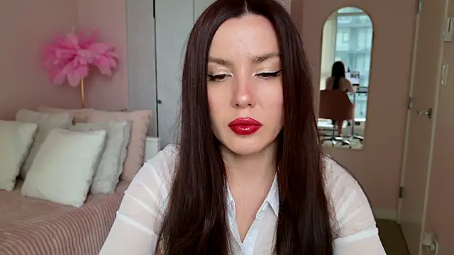 SirenSwitch online show from November 15, 9:21 pm