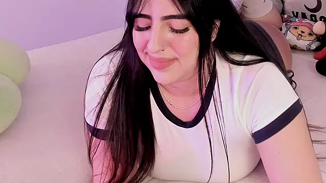 Camila Matinez  online show from November 11, 12:54 am