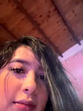 Emiily Moore1 online show from October 18, 10:10 pm