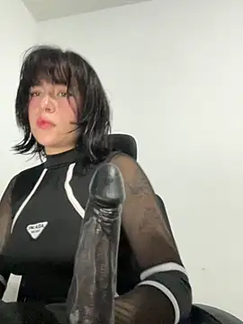 Snapshot of aliciia_23 chatting on October 13, 3:39 am aliciia 23 online show from October 13, 3:39 am