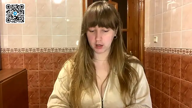 MaroonMoon  online show from November 21, 8:51 pm