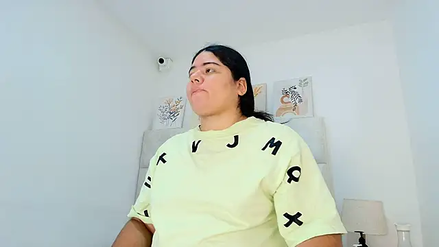 elizawiliamst online show from March 20, 11:59 am