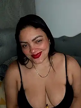 Snapshot of tiffany_Johnson1 chatting on February 3, 12:09 am tiffany Johnson1 online show from February 3, 12:09 am