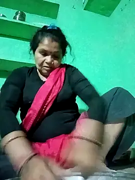 Manavi x online show from April 8, 2:50 pm