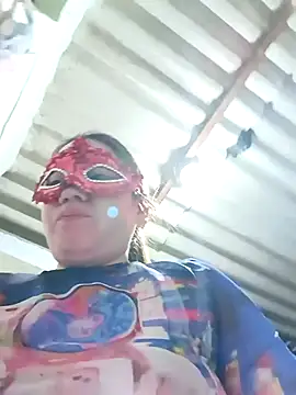 Snapshot of Gabyta37 chatting on November 6, 4:24 am Gabyta37 online show from November 6, 4:24 am