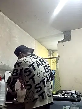 Bebicho14 online show from April 13, 2:06 am