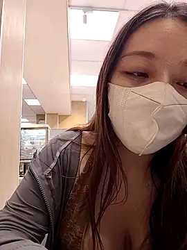 Lovelyanan online show from October 2, 1:40 pm