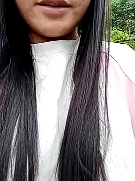 Snapshot of V-vivu-V chatting on September 24, 12:03 am V-vivu-V online show from September 24, 12:03 am