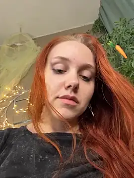 PollyVinice online show from May 28, 5:21 pm
