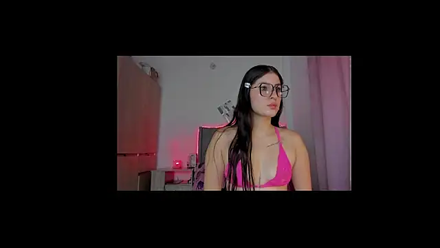 Snapshot of mia_scarlet8 chatting on October 28, 11:14 am mia scarlet8 online show from October 28, 11:14 am