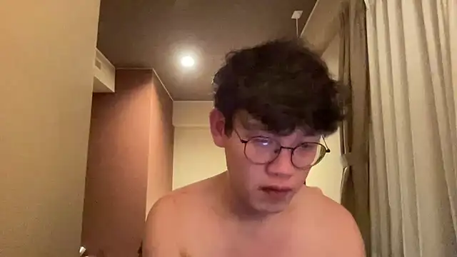 Passionatetwink2 online show from December 20, 1:51 pm