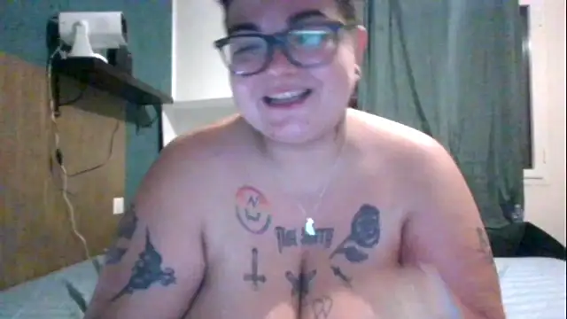 PirateXL online show from May 19, 1:56 am