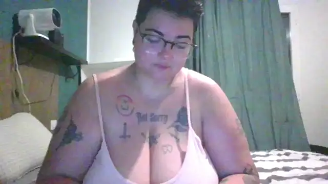 PirateXL online show from May 29, 4:21 am