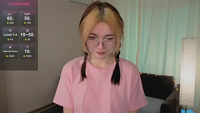 Susan Gardner online show from December 21, 8:32 am