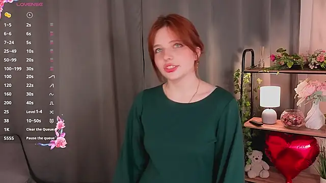 AnnieKim  online show from March 24, 2:44 pm