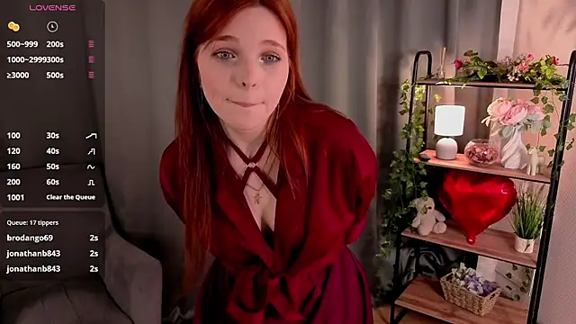 AnnieKim  online show from April 8, 4:18 pm