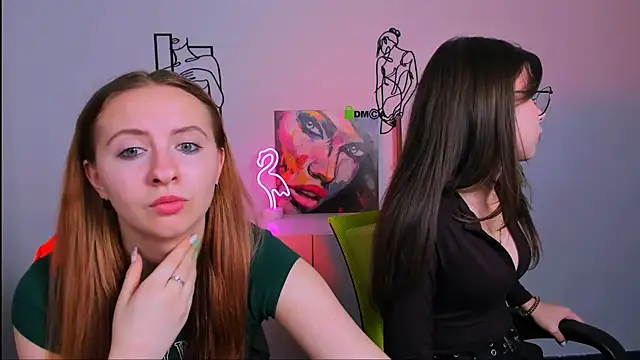 mila glow1 online show from September 25, 9:40 pm