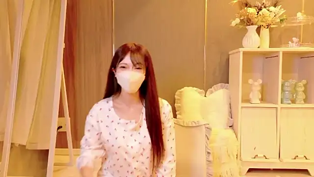 Snapshot of RIRI-style chatting on October 19, 7:42 am RIRI-style online show from October 19, 7:42 am