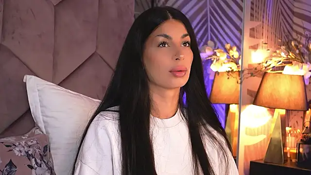 EvaRhea online show from February 12, 3:56 am