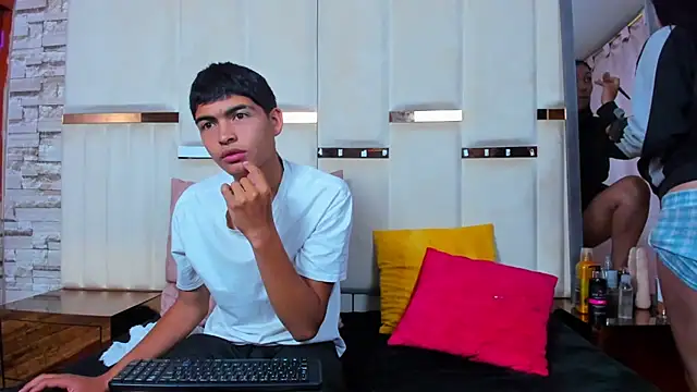 ClioandDemeteer online show from September 16, 3:40 am