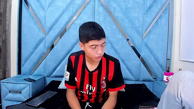 ClioandDemeteer online show from October 7, 3:36 am