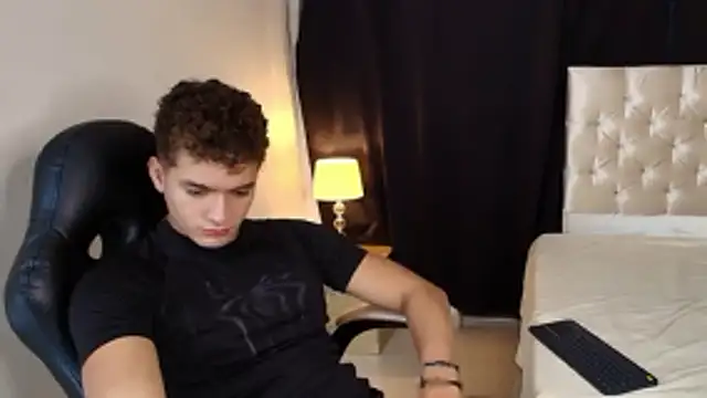 paull george online show from April 18, 2:43 pm