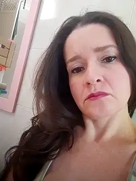 Snapshot of _anita_rojas chatting on October 17, 2:19 pm  anita rojas online show from October 17, 2:19 pm