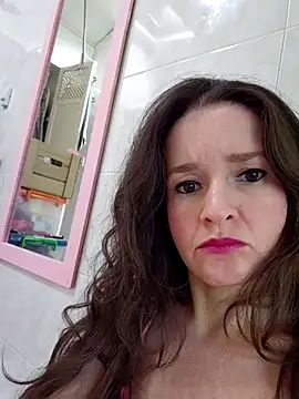 Snapshot of _anita_rojas chatting on October 18, 1:23 pm  anita rojas online show from October 18, 1:23 pm