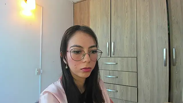 horny adiction online show from April 7, 7:58 pm