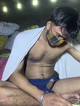 Snapshot of uniquesexyboy5689 chatting on July 7, 7:34 am uniquesexyboy5689 online show from July 7, 7:34 am