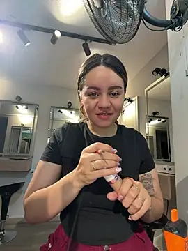 Sky Junne online show from February 27, 1:55 pm