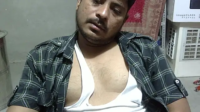 Snapshot of Ajmersingh335512 chatting on May 16, 7:05 am Ajmersingh335512 online show from May 16, 7:05 am