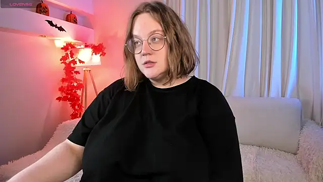 Alissa S online show from October 31, 4:19 pm