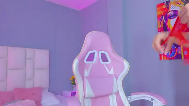 SammyRose  online show from February 5, 7:29 pm