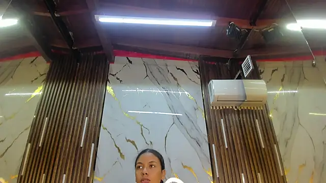 VictoriaDuart online show from March 29, 9:04 pm