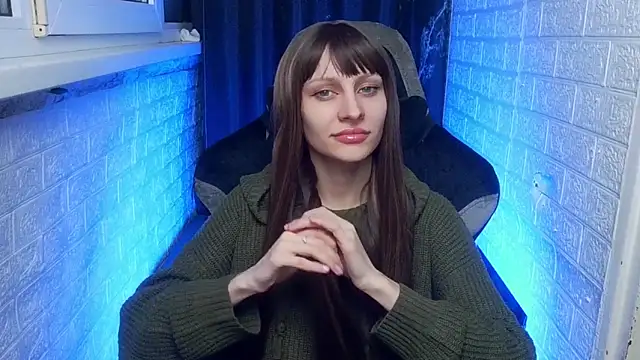 Snapshot of girlfriend_night17 chatting on November 4, 11:15 pm girlfriend night17 online show from November 4, 11:15 pm