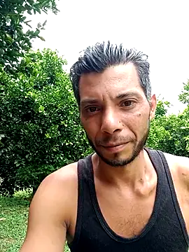 Snapshot of AlphaAlterX chatting on October 10, 2:38 pm AlphaAlterX online show from October 10, 2:38 pm