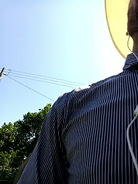 Snapshot of AlphaAlterX chatting on December 17, 3:40 pm AlphaAlterX online show from December 17, 3:40 pm