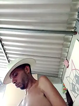 Snapshot of AlphaAlterX chatting on February 13, 3:30 pm AlphaAlterX online show from February 13, 3:30 pm