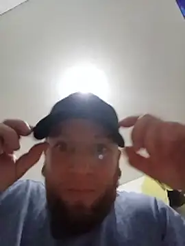 Snapshot of HotRolo chatting on June 13, 4:43 am HotRolo online show from June 13, 4:43 am