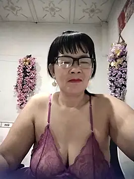 Ki xxx online show from October 28, 3:04 pm