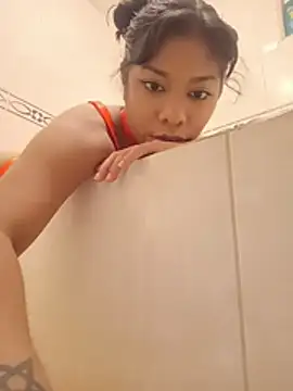 mamasitapetite online show from May 6, 10:09 am