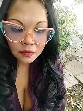 Snapshot of hemilynthomas2467 chatting on July 8, 8:52 am hemilynthomas2467 online show from July 8, 8:52 am