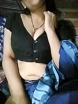 Hottestgirll online show from November 9, 7:12 pm