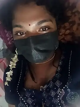 Snapshot of swetha01430 chatting on September 13, 9:03 pm swetha01430 online show from September 13, 9:03 pm