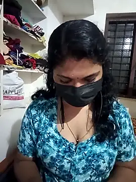 Snapshot of swetha01430 chatting on September 21, 5:36 pm swetha01430 online show from September 21, 5:36 pm