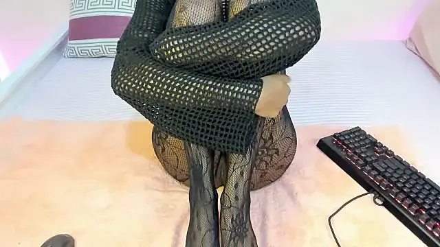 Snapshot of mapeees chatting on February 5, 7:07 pm mapeees online show from February 5, 7:07 pm