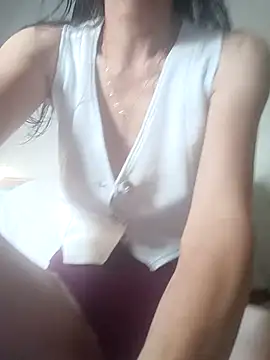 zaira spice online show from December 14, 1:05 pm